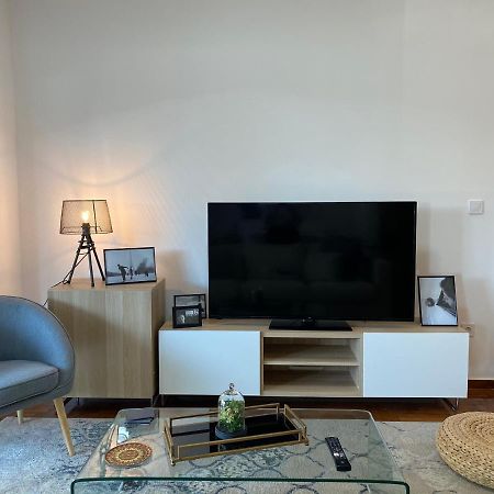 Galaxy Home Spacious & Renovated Apartment Athens Exterior photo